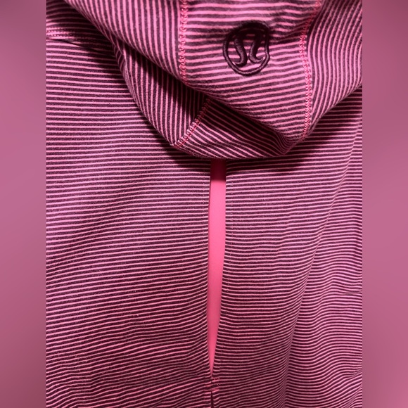 RARE Lululemon Women’s Bliss Break Full Zip Sweater - Picture 5 of 5